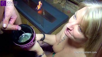 video покорная шлюха глотает сперму пускает слюни давится и пьет коктейль sex