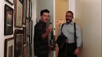 video я так много выпил что даже переспал со свекром sex