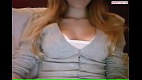 video юная блондинкаблондинка показывает киску сисек перед вебкамерой sex