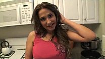 video грудастая бывшая домохозяйка делает минет sex