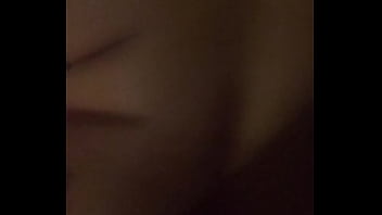video 大きなtittedブロンドモデルのベイビーはねじ込まれ大声でうめき声を上げます sex