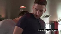video связанного мужика со связанным хуем трахнули в гэнгбэнге sex
