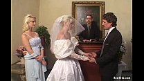 video невеста делает двойной минет sex