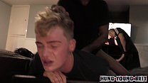 video 衝動的な目隠しされた角質の19歳のアメリカ人が12人の男に提供されたbbオープンドア110本物の家セックスパーティー sex