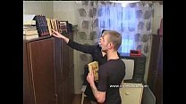 video ステップの母とステップの息子はステップのお父さんの不在でファックします sex