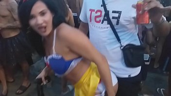 video бьянка дас невес в квартале кашаса тащит вентилятор чтобы трахаться увидеть больше в xv red sex