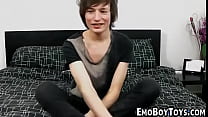 video твинк раздевается и дрочит sex