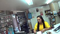 video black top зашел в будку посмотреть порно и служитель не сопротивлялся и упал на черную горлицу sex