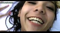 video レディーボーイはアナルオナニーをこすり楽しんでいます sex