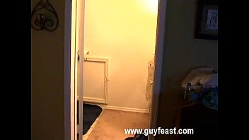 video трейс раздевает их одного и другого до уильяма sex