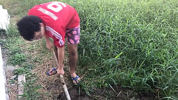 video sex safada brunette entering the earth live sex