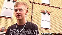 video подобрали твинка в фургоне в тройничке в любительском видео sex