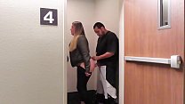 video мои прозрачные леггинсы на публике делают его член твердым sex