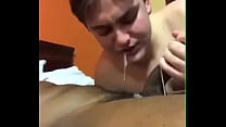 video посмотрите на счастье мальчика после получения молока sex