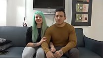 video 19летняя официантка ищет шанс в порно с мужем sex