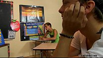 video школьная фантазия в учебном зале sex