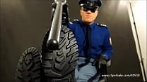 video лизать сапог от тюремного офицера 082 sex