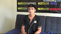 video литая спортивная латиноамериканка мастурбирует ради спермы sex
