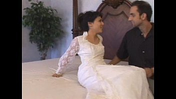 video 愚かな鍬はお尻を犯される sex