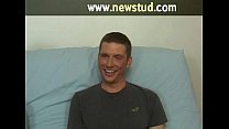video 汚れがひどいストレートシェーバーがデリエールをかすめる sex