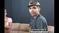 video عارضة محقق منها sex