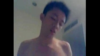 video ゲイは中国にセックスを強要した sex