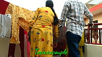 video छत पर कपड़ सखन गई दस भभ क पकड़कर चद डल sex