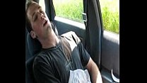 video снова дрочу в машине во время обеда sex