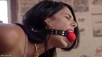video подросток и отчим трахают мачеху в двойном проникновении sex