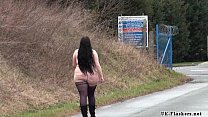 video 太ったアマチュアフラッシャーエマス公開露出症と盗撮ぽっちゃりベイビー屋外ヌード sex