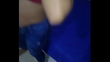 video 파티에서 만나는 부유 한 젊은 여자가 나를 초대해 sex
