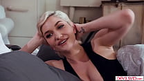 video чернокожая лесбиянка лижет киску грудастой соседке по комнате sex