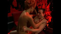 video горячая рыжая раздвигает ноги и парень жестко и быстро трахает ее sex