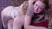 video покорное подросток получает задницу шлепали sex