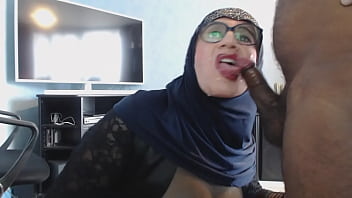 video лица на завуалированной бюретке sex