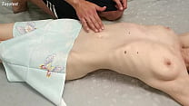video домашний масляный массаж с двумя оргазмами для красивой крошки sex