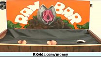 video お金のために犯されるセクシーな女の子2 sex