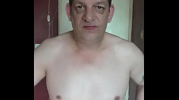 video бисексуал гей марк райт глотает больше своей мочи над головой потому что он знает насколько она вам нравится sex