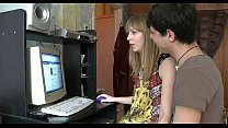 video он толкает жесткий член sex