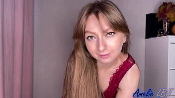 video девушка в красном пеньюаре страстно мастурбирует sex