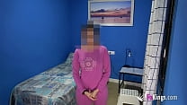 video застенчивая брюнетка снимает на видео как ее друг трахает своего черного парня дома sex