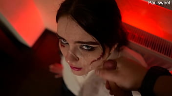 video парень прошелся своим потным хуем и жопой по лицу малышки sex