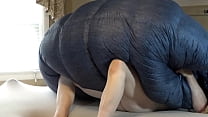video это одеяло такое пухлое что я не могу перестать его тереть sex