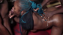video черный стажер трахается с коллегами в офисе sex