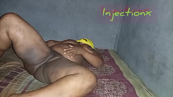 video сводной сестре стало жарко на ее толстой киске sex