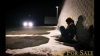 video boyforsale избитая рабыня спаривается с группой могущественных папочек sex