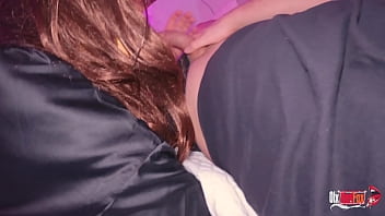 video моя падчерица искушает меня трахнуть ее когда ее мамы нет дома sex