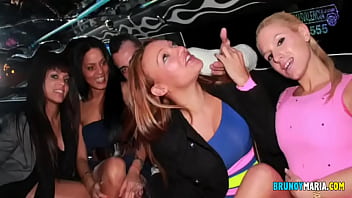 video чашек и партии мы связались с несколькими и одна трахнула ее жизнь sex