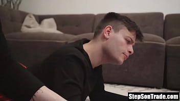 video рождественский секс вчетвером отчимовгеев и пасынков sex