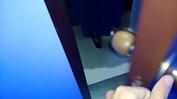 video мы сбежали в ванную бара чтобы кончить побыстрому sex